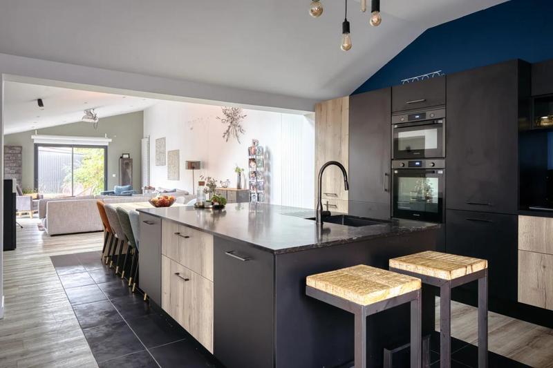 Maison - 185 m² - 7 pièces