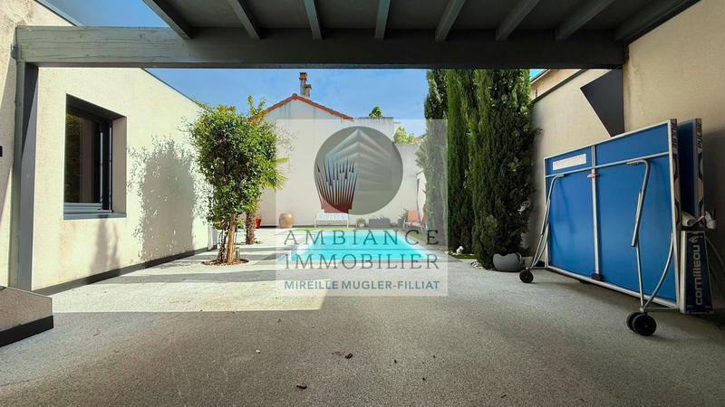 Maison - 167 m² - 6 pièces