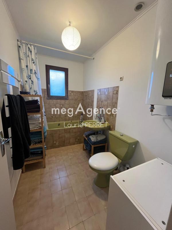 Maison traditionnelle - 143 m² - 7 pièces