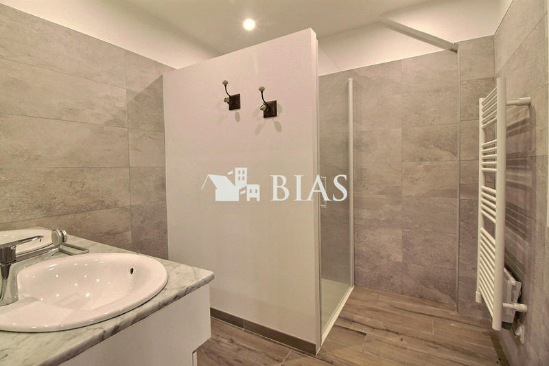 Maison - 177 m² - 5 pièces