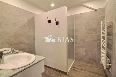 Maison - 177 m² - 5 pièces