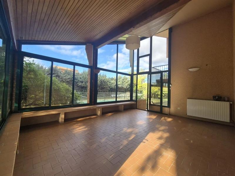 Maison - 206 m² - 6 pièces