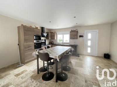 Maison - 96 m² - 4 pièces