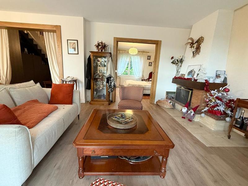 Maison - 133 m² - 6 pièces