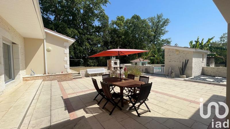 Maison - 226 m² - 8 pièces