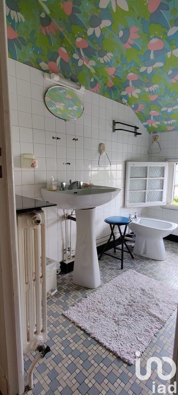 Maison - 162 m² - 8 pièces