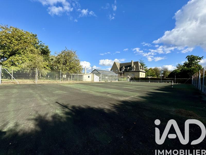 Maison - 480 m² - 12 pièces