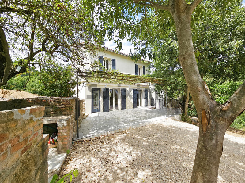 Maison - 153 m² - 6 pièces