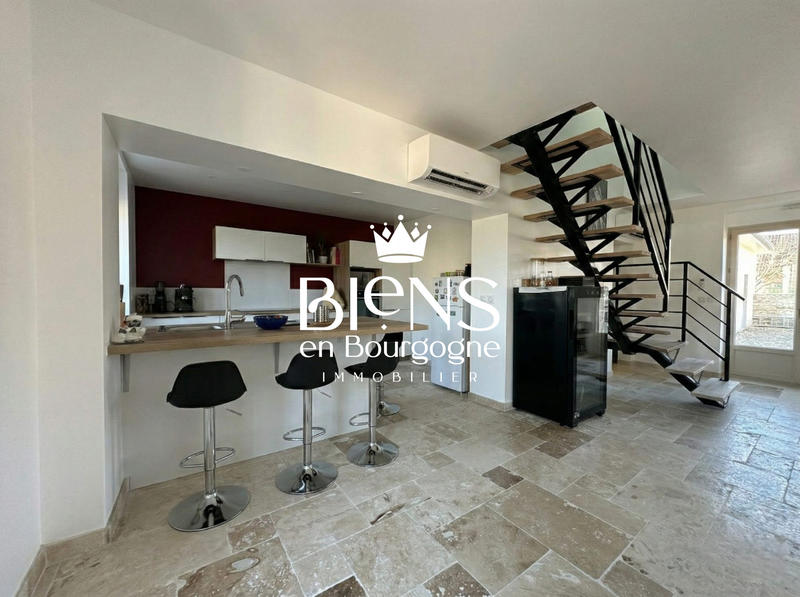 Maison ancienne - 163 m² - 6 pièces