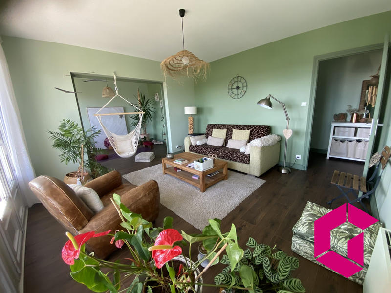 Appartement - 79 m² - 4 pièces