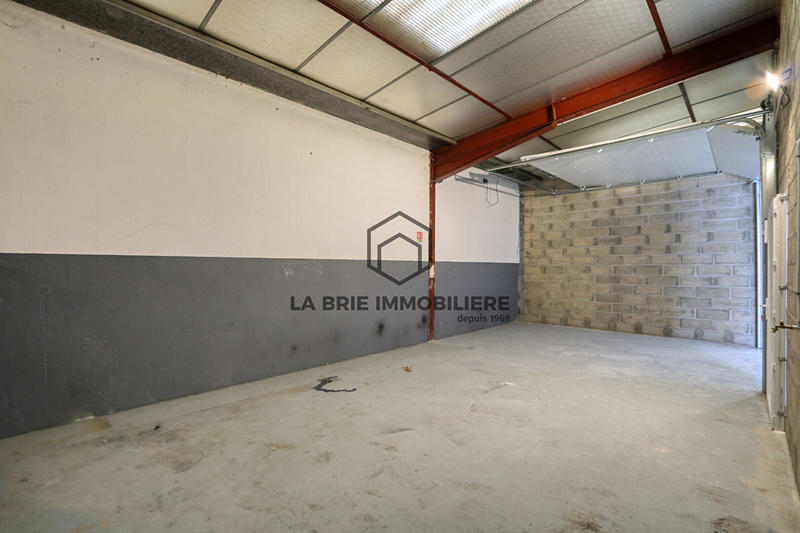 Local d'activité / Entrepôt - 43 m² - 1 pièce