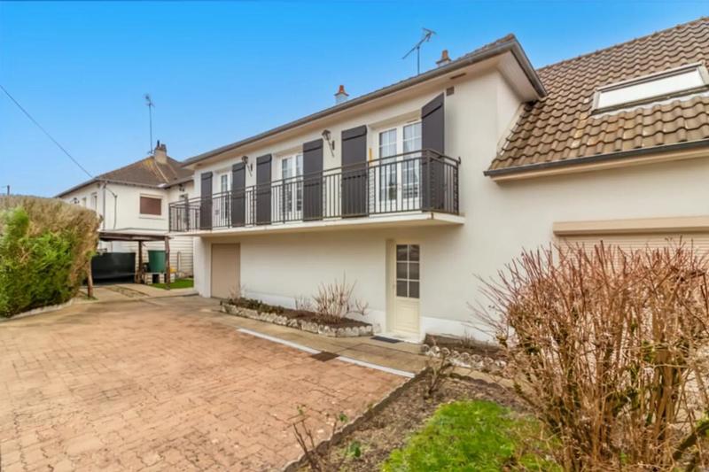 Maison - 123 m² - 7 pièces