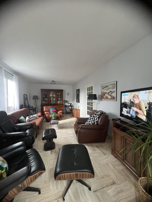 Maison - 104 m² - 6 pièces