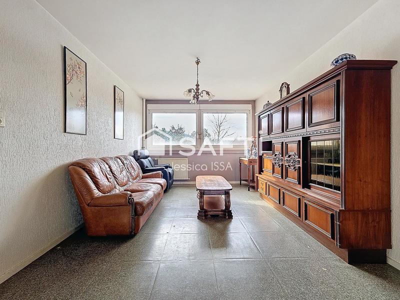 Appartement - 96 m² - 5 pièces