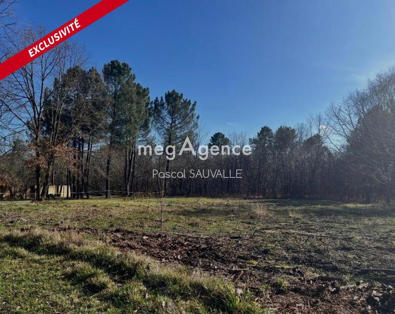 Terrain constructible - 1 480 m²