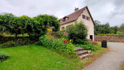 Maison - 165 m² - 6 pièces