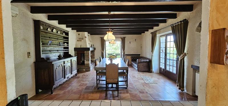 Maison en pierre - 162 m² - 5 pièces