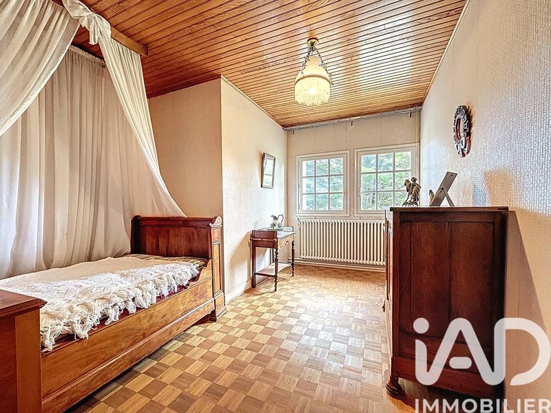 Maison - 168 m² - 7 pièces