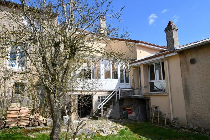 Maison - 283 m² - 10 pièces