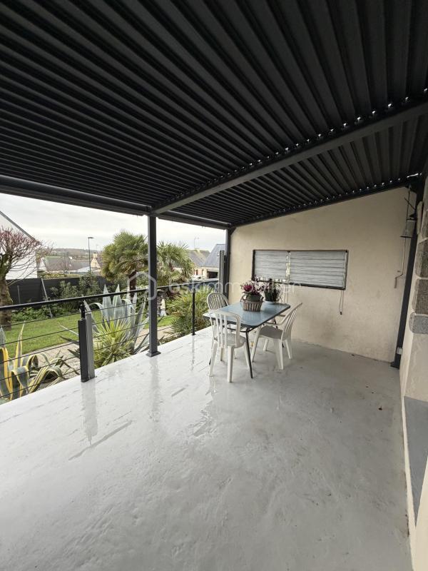 Maison traditionnelle - 145 m² - 7 pièces