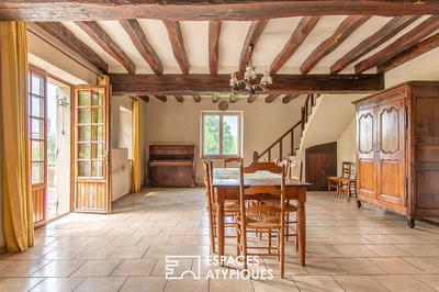Maison - 250 m² - 8 pièces