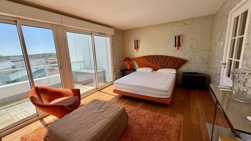 Appartement - 140 m² - 4 pièces