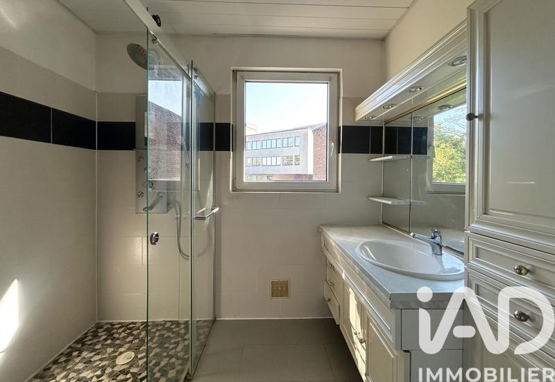 Maison - 141 m² - 6 pièces