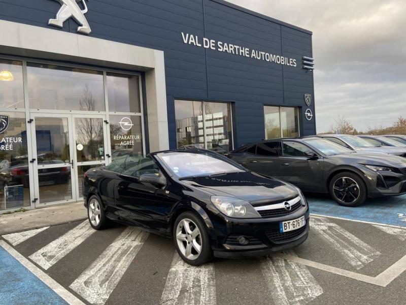 Opel Astra Twin top 1.8 Twinport Cosmo Auto 2 portes Cabriolet (juil. 2006) (co2 194)