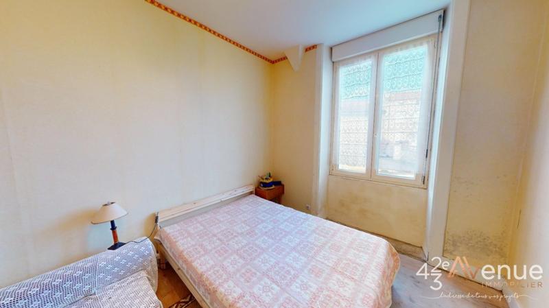 Appartement - 100 m² - 5 pièces