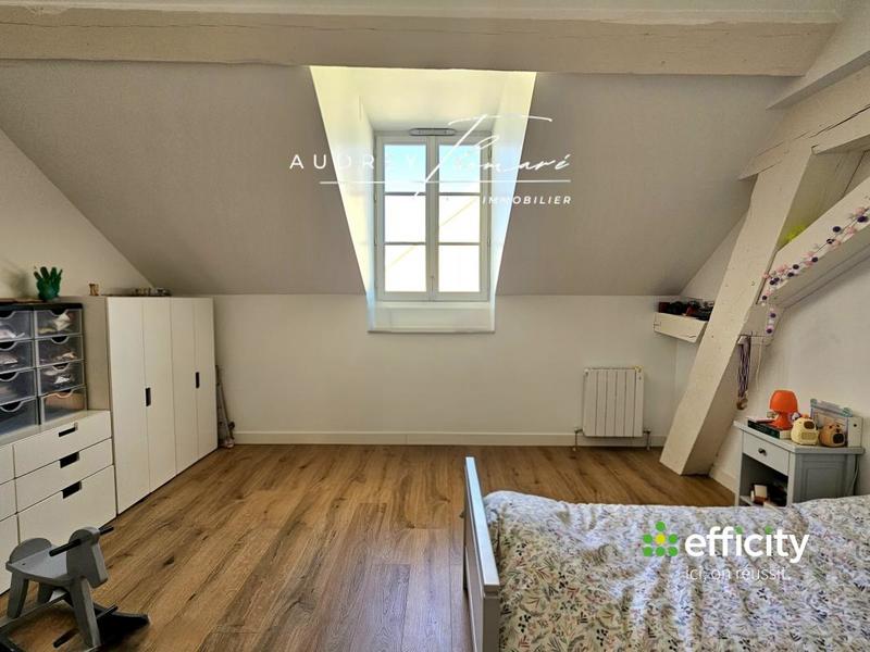 Appartement - 175 m² - 6 pièces