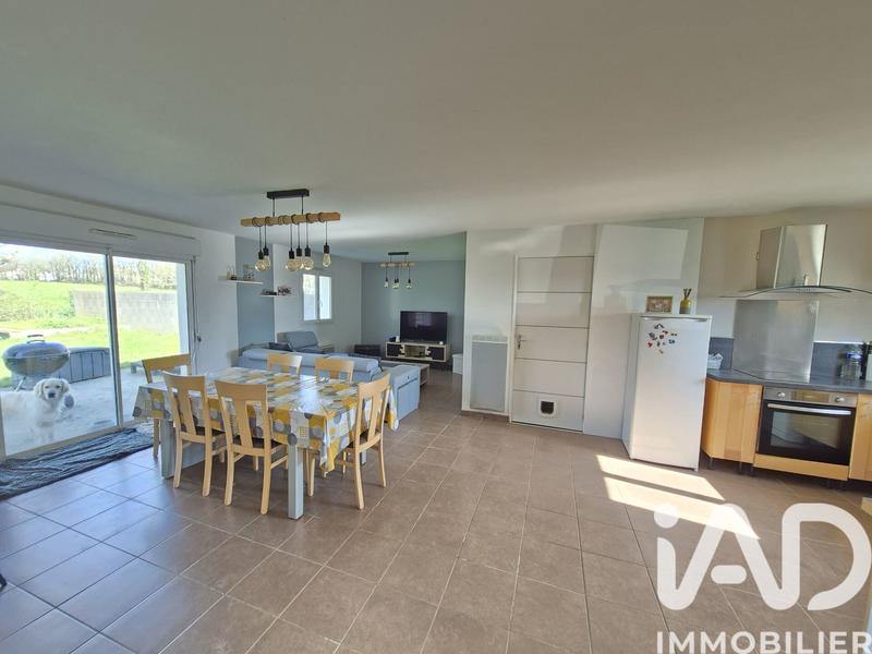 Maison - 117 m² - 6 pièces