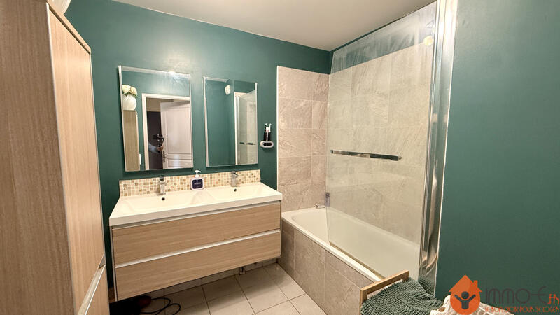 Appartement - 65 m² - 3 pièces