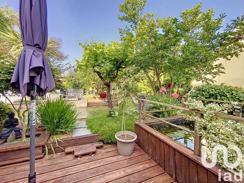 Maison - 211 m² - 11 pièces