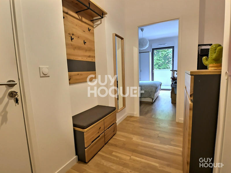 Appartement - 80 m² - 4 pièces