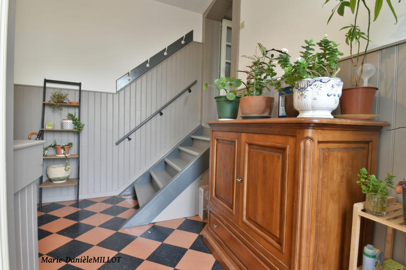 Maison bourgeoise - 240 m² - 9 pièces