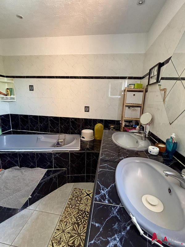 Villa - 135 m² - 6 pièces