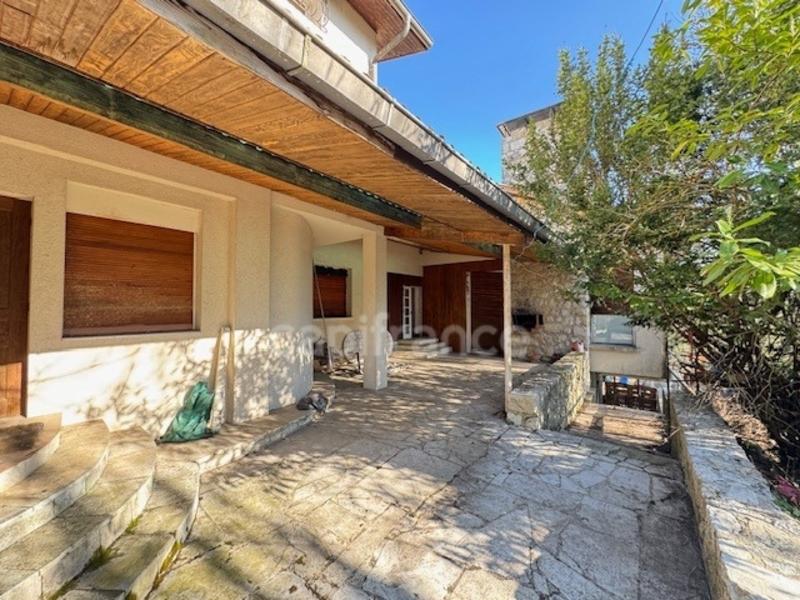 Immeuble - 700 m² - 12 pièces