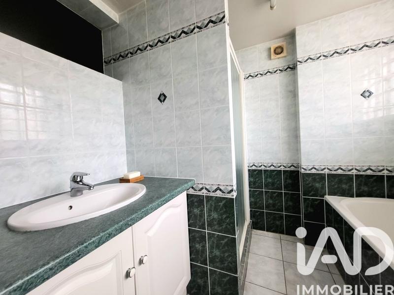 Maison - 363 m² - 3 pièces