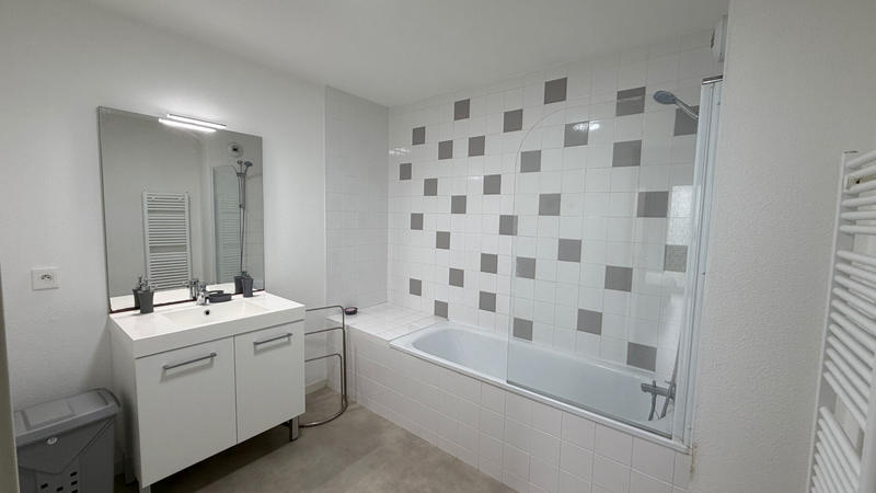 Appartement - 70 m² - 3 pièces