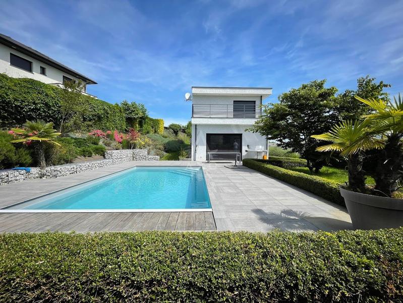 Villa - 140 m² - 5 pièces