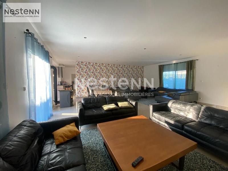 Maison - 235 m² - 7 pièces