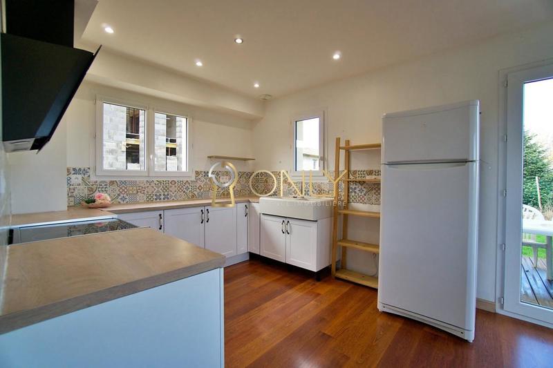 Maison - 98 m² - 4 pièces