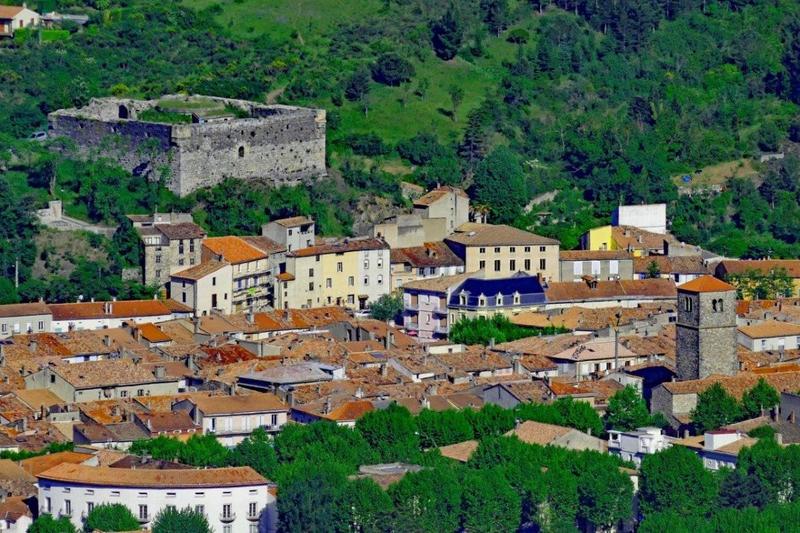 Maison - 134 m² - 9 pièces