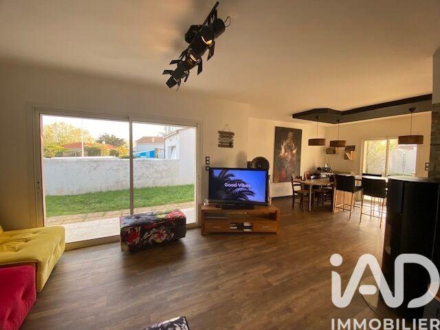 Maison - 96 m² - 5 pièces