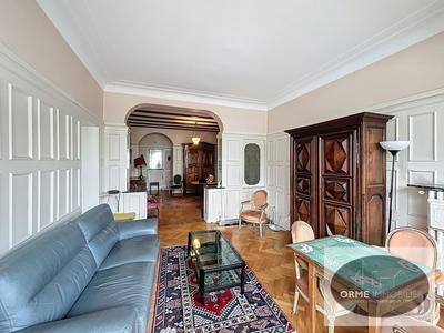 Appartement - 157 m² - 5 pièces