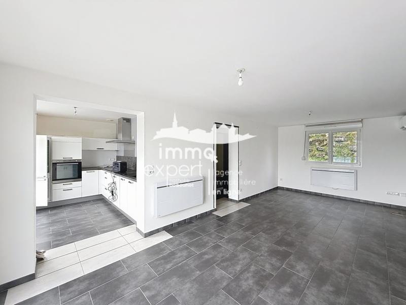 Maison - 94 m² - 5 pièces