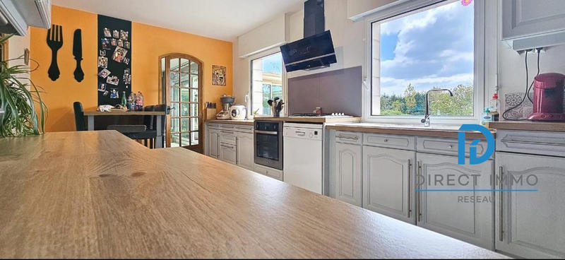 Maison - 152 m² - 6 pièces