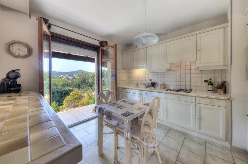 Villa - 90 m² - 4 pièces