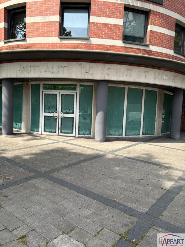 Bureau - 310 m² - 1 pièce