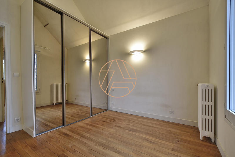 Maison - 93 m² - 5 pièces